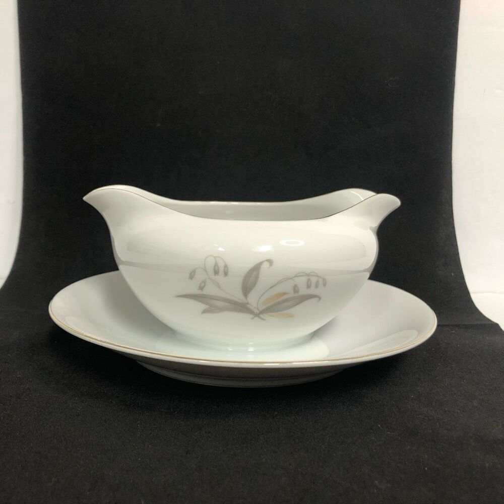 vintage kaysons golden rhapsody fine china gravy boat bellflowers 1961‎ dinner